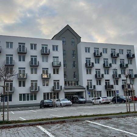 Apartman Liptov Np14 Lipótszentmiklós Kültér fotó